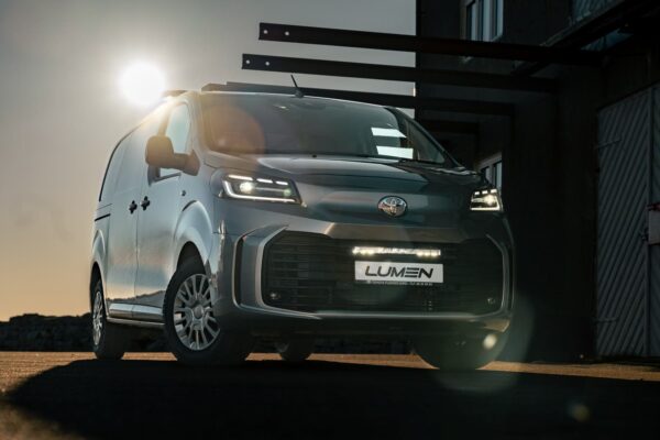Lumen Toyota ProAce 2025+ Grillkit