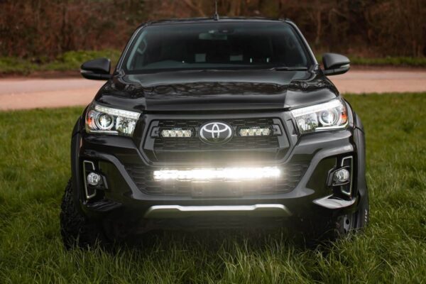 Lazer grillkit Toyota Hilux