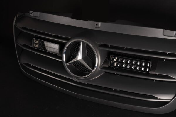 Lumen Mercedes Sprinter 2018-2024 grillkit