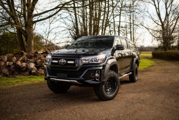 Lazer komplett grillkit Toyota Hilux Invincible X 2018+