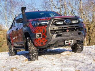 Komplett Lazer grillkit Toyota Hilux Invincible-X (2021+)